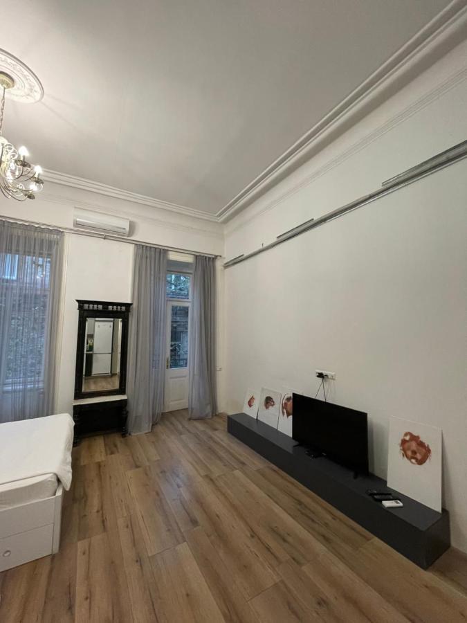 Downtown Room Tbilisi Exterior photo
