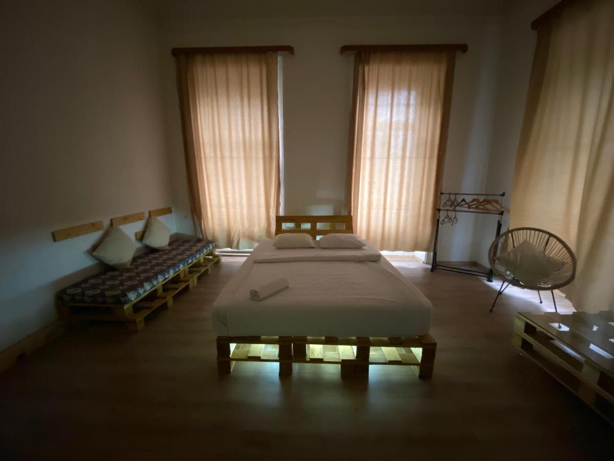 Downtown Room Tbilisi Exterior photo